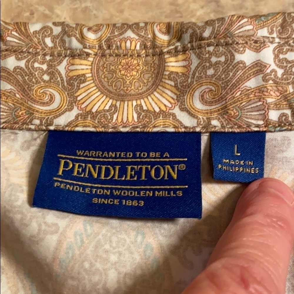 Pendleton Front Zip Jacket - image 6